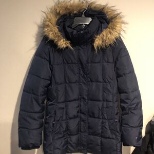 Tommy Hilfiger Puffer Quilted Jacket Navy Blue Faux Fur Removable Hood Sz M EUC